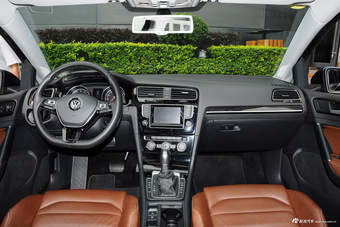 2016款高尔夫-进口2.0T自动R旅行版图片