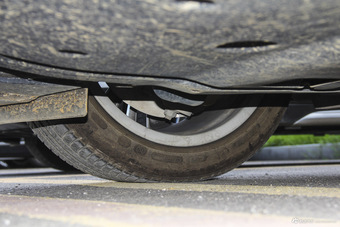 2015款宝马5系GT 2.0T自动528i豪华型