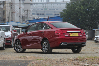 2018款吉利帝豪GL 1.4T自动精英智联型