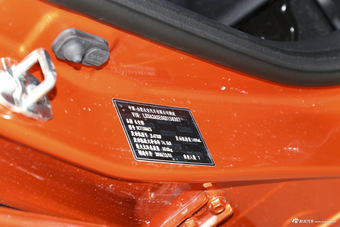 2016款长安CS15 1.5L自动时尚版