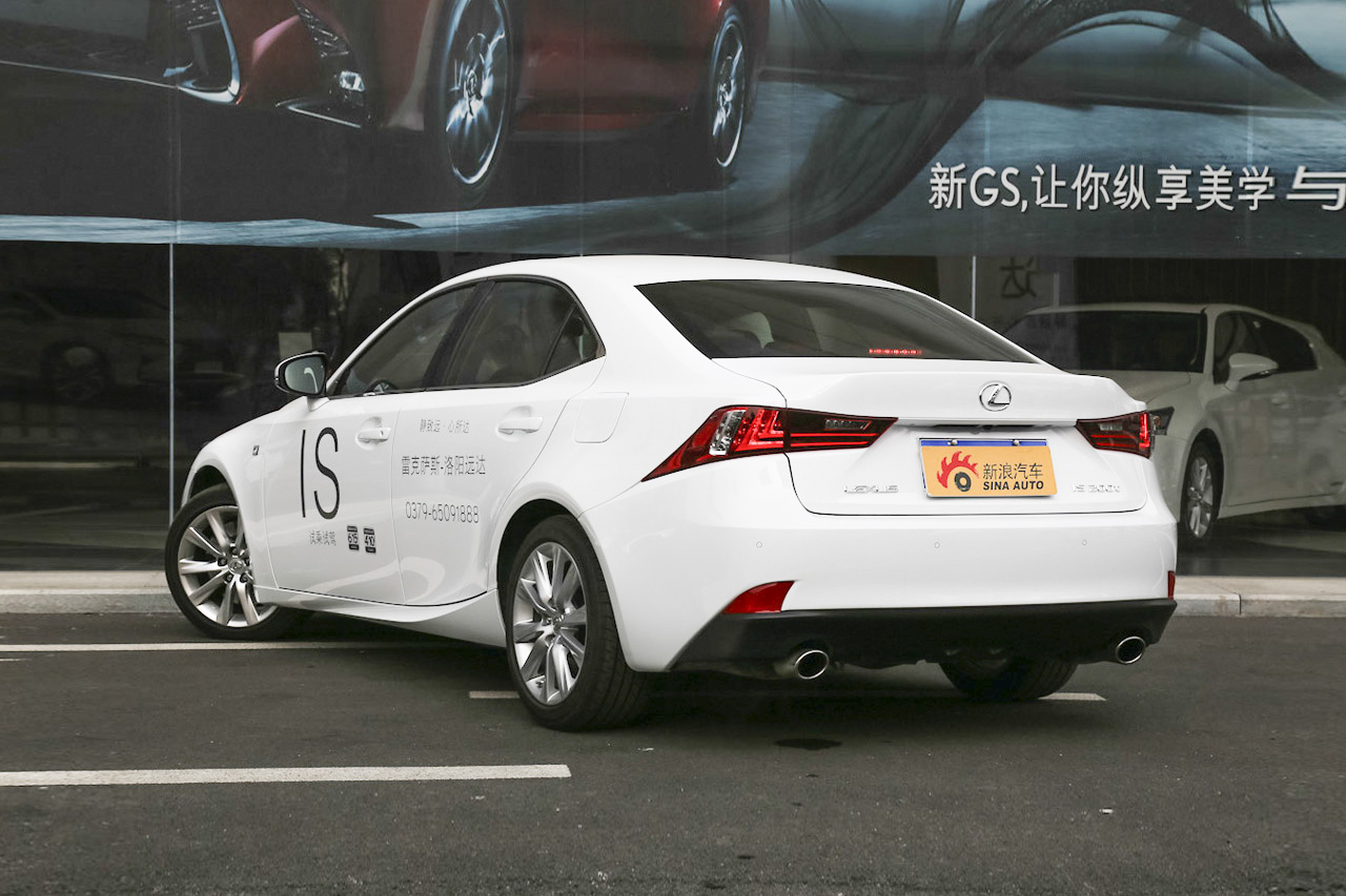 2015款雷克萨斯IS 2.0T自动200t F SPORT
