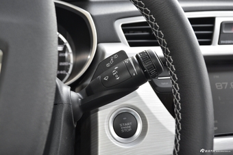 2018款吉利博越2.0L手动智雅型