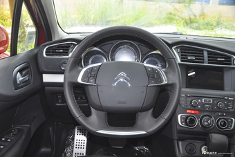 2016款雪铁龙C4L 1.6T自动精英型