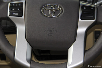 2016款普拉多2.7L自动标准版