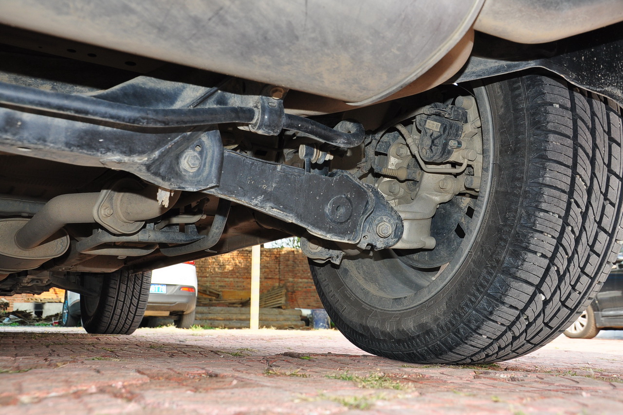 2017款哈弗H6 换代2.0T自动两驱智尚型红标