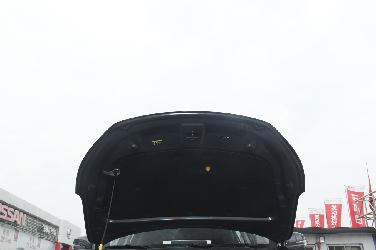 2019款比亚迪宋1.5TI手动智联越动型