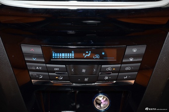 2016款北汽威旺S50 1.5T CVT欢动尊贵型