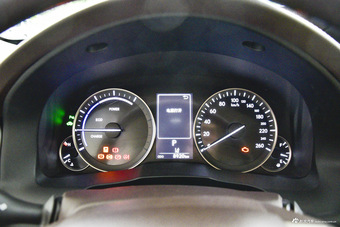 2015款雷克萨斯ES 2.5L自动300h尊贵版