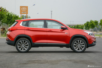 2017款瑞虎7 SPORT 1.5T自动豪华版