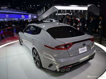 起亚史上最暴力车型诞生 搭3.3T/5.1s破百