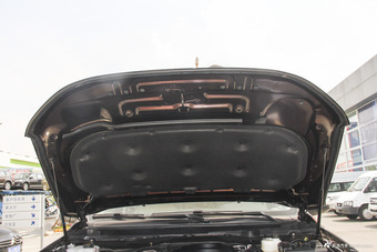 2016款撼路者2.0T自动四驱豪华版汽油 