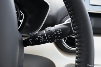 2016款昌河Q35 1.5L手动舒适炫酷版