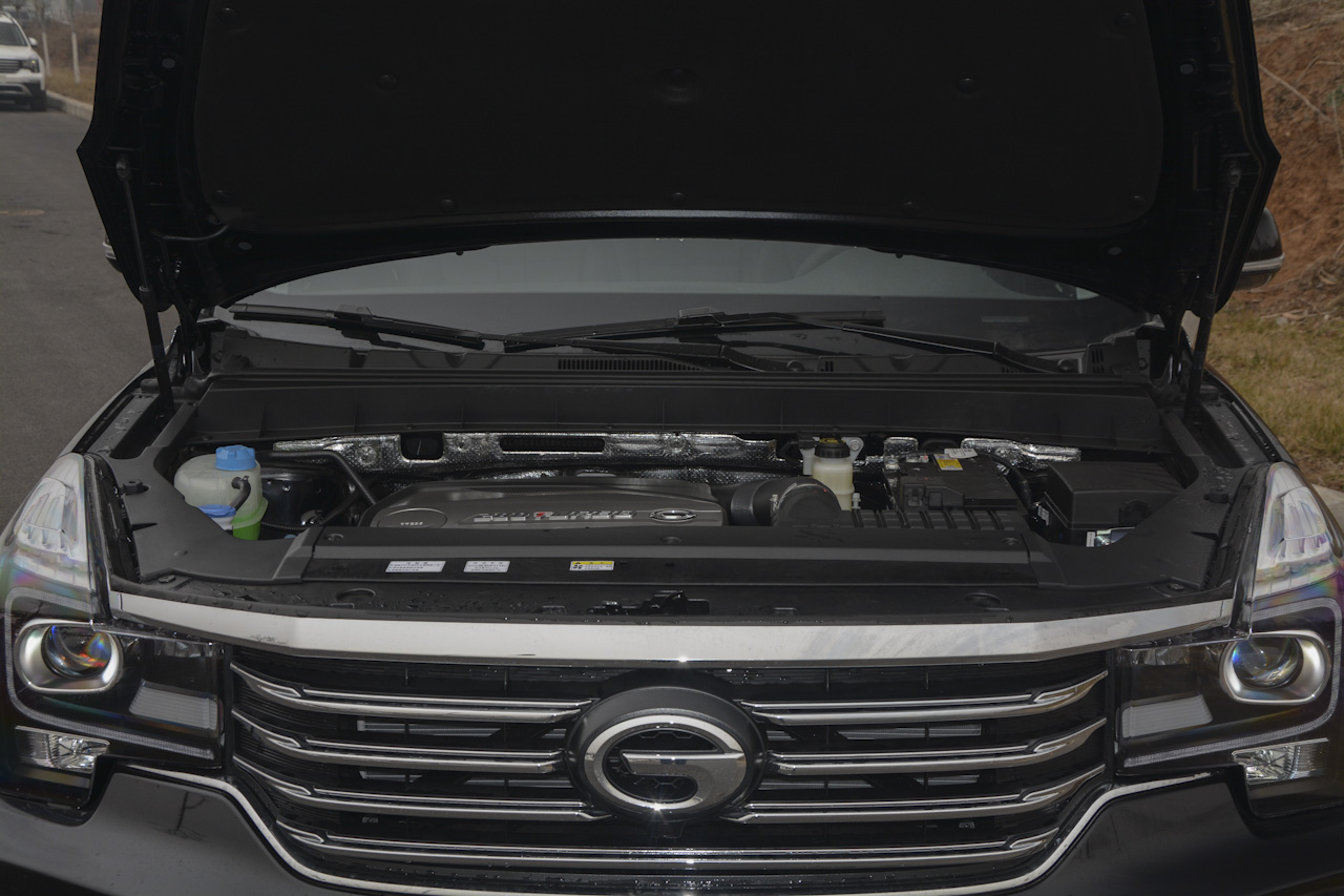 2017款传祺GS7 320T 2.0T两驱豪华型图片