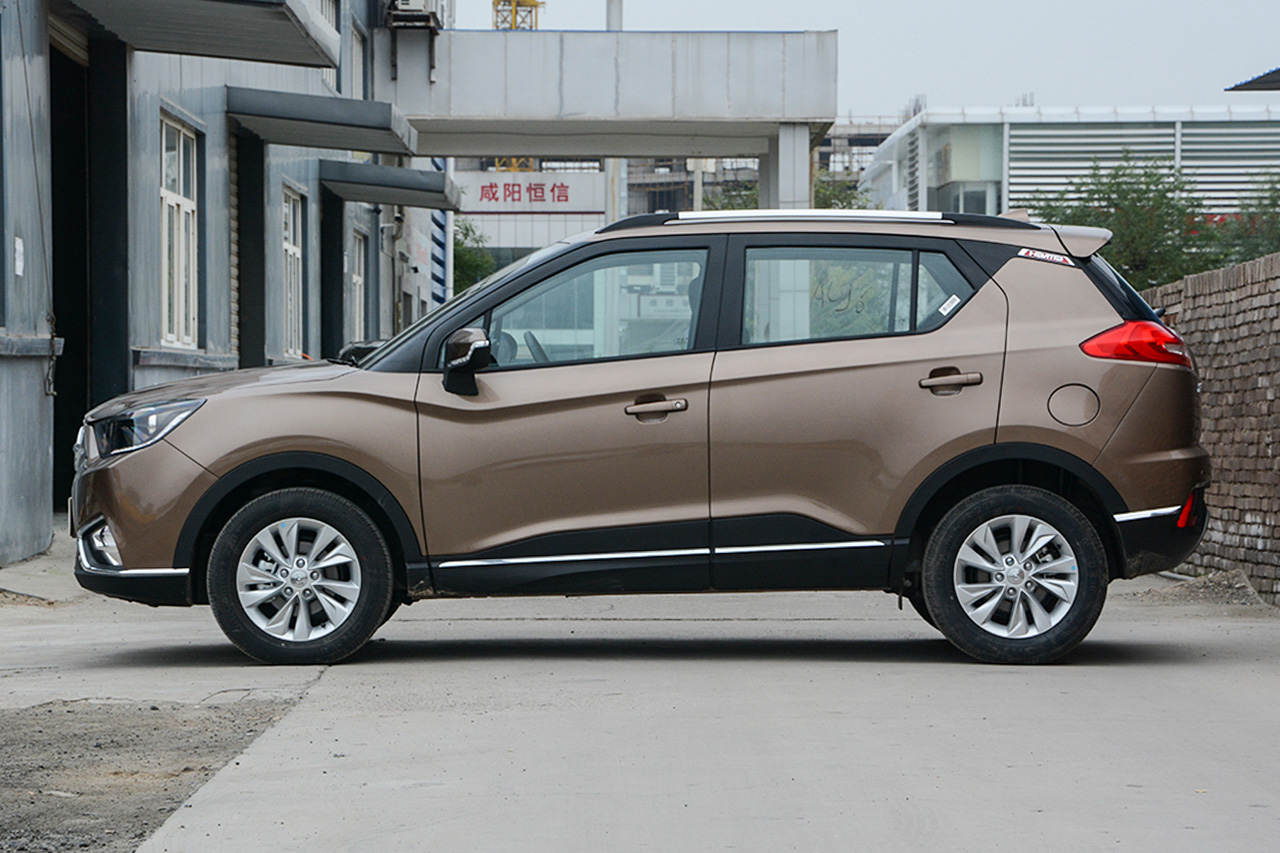 2018款海马S5青春版 1.6L手动豪华型