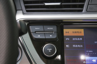 2017款吉利帝豪GL 1.8L手动精英型