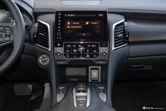 2017款冠道2.0T自动 370TURBO四驱尊享版