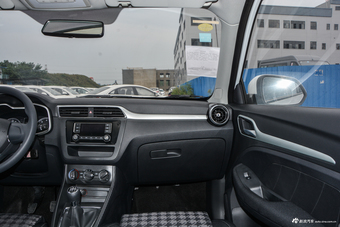 2018款名爵ZS 1.5L手动风尚版