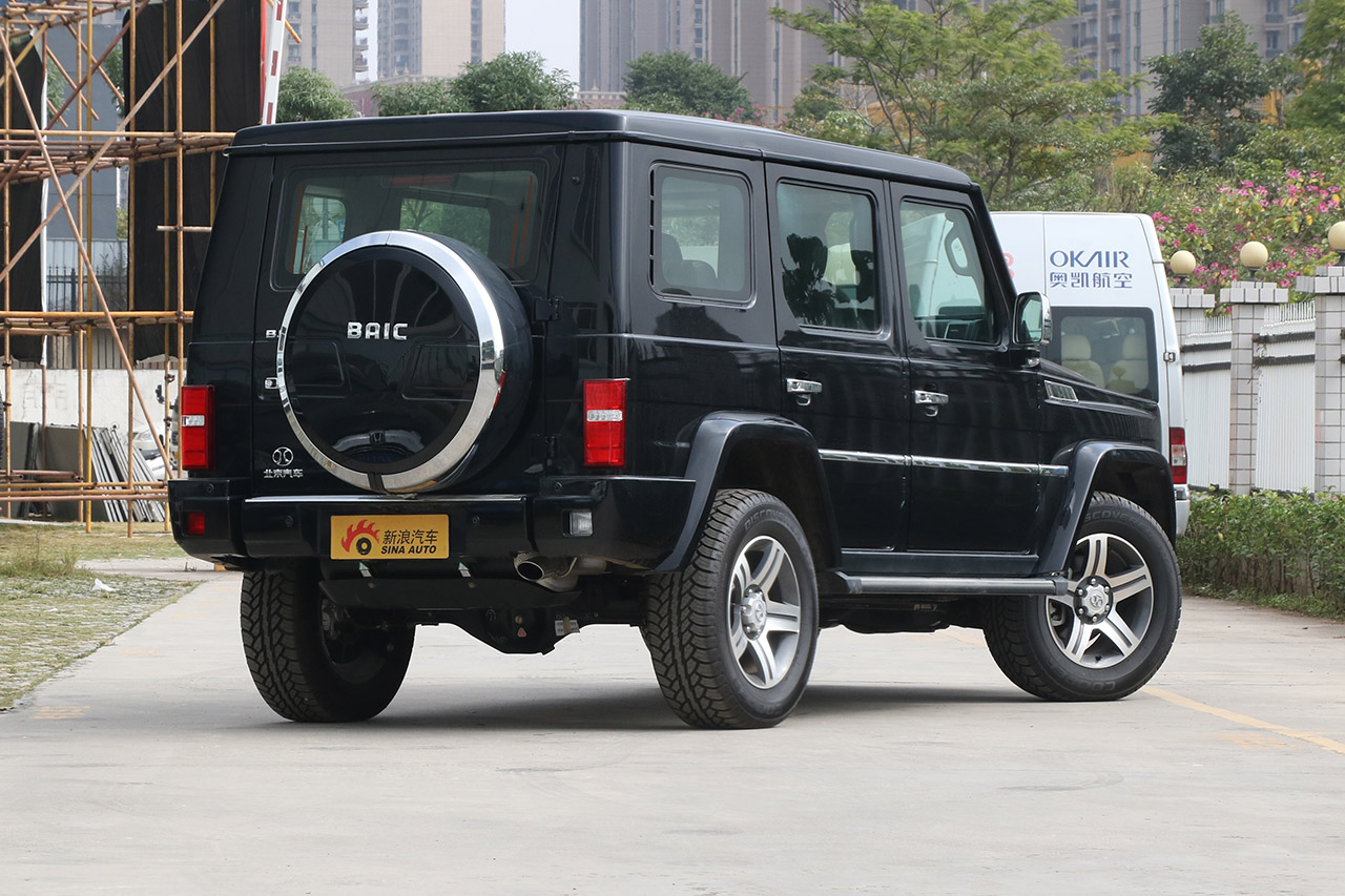 2018年北京BJ80 2.3T自动尊贵版