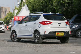 2018款江淮iEV7S 智享型