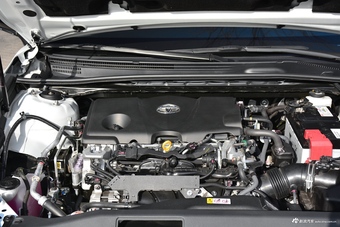 2018款凯美瑞2.5S自动锋尚版