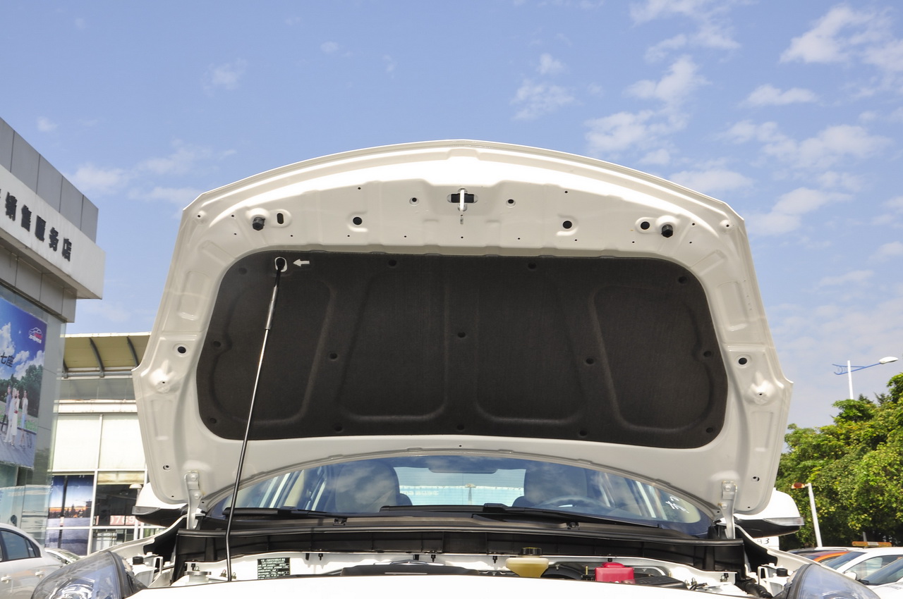 2017款海马福美来1.6L手动舒适型