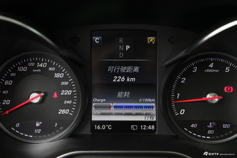 2018款奔驰GLC260 2.0T自动 4MATIC豪华型