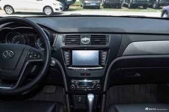 2016款北汽绅宝X55 1.5T自动CVT豪华版