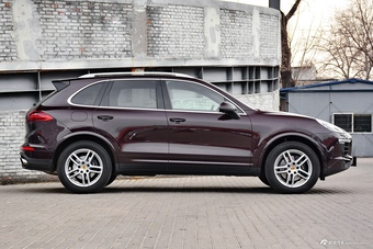 2016款卡宴3.0T自动