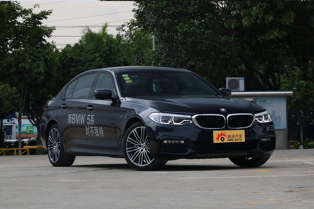 2018款宝马5系改款2.0T自动530Li尊享型M运动套装