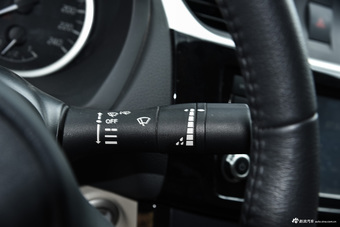 2016款轩逸1.8L自动XV智尊版