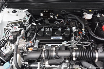 2018款雅阁1.5T自动舒适版230TURBO