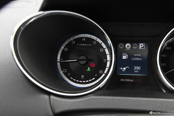 2017款风神AX4 1.4T自动潮享型 