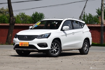 2018款比亚迪宋1.5TID手动智联进享型