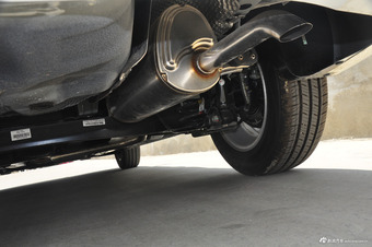 2017款起亚K2 1.4L手动GLS三厢