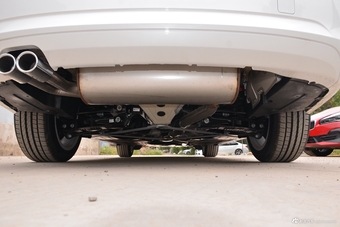 2018款宝马3系GT 2.0L自动320i时尚型