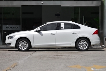 2018款沃尔沃S60L 1.5T自动T3智进版