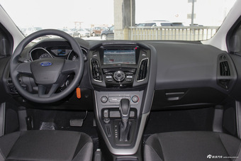 2017款福克斯两厢1.6L自动舒适型智行版