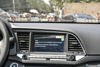 2016款领动 1.4T自动炫动精英型