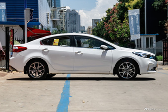 2016款起亚K3 1.4T自动GLS