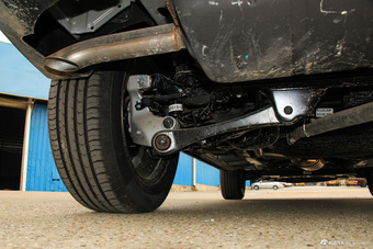 2017款宝骏560律动版1.8L iAMT尊享型