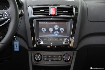 2017款江淮iEV4 豪华智能型