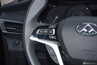 2017上汽大通D90 2.0T自动两驱水星