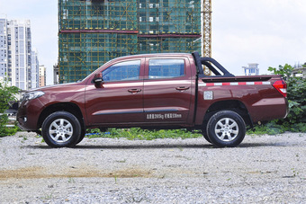 2015款雄师F22 1.9T手动两驱柴油标准型