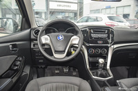 2016款启辰T70 2.0L手动睿趣版