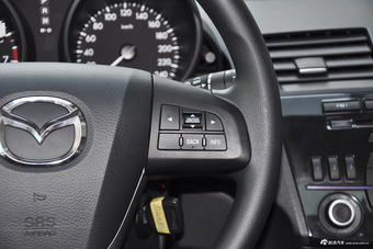 2015款马自达3星骋1.6L自动两厢精英型