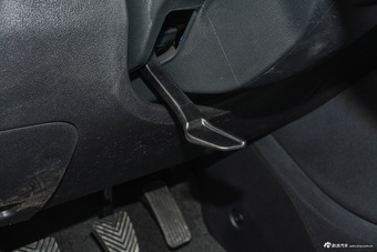 2017款悦动1.6L手动悦值版GLS