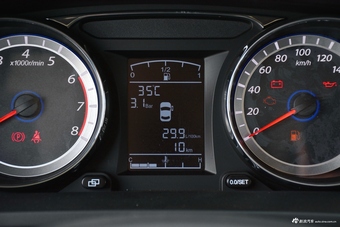 2018款风行CM7经典版2.0T手动尊享型