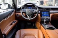 2017款总裁3.0T自动标准型 炭黑