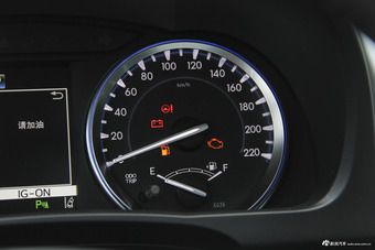 2018款汉兰达2.0T自动两驱豪华版7座