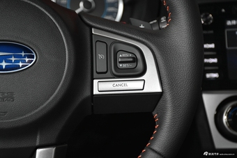 2017款斯巴鲁XV 2.0L自动豪华版